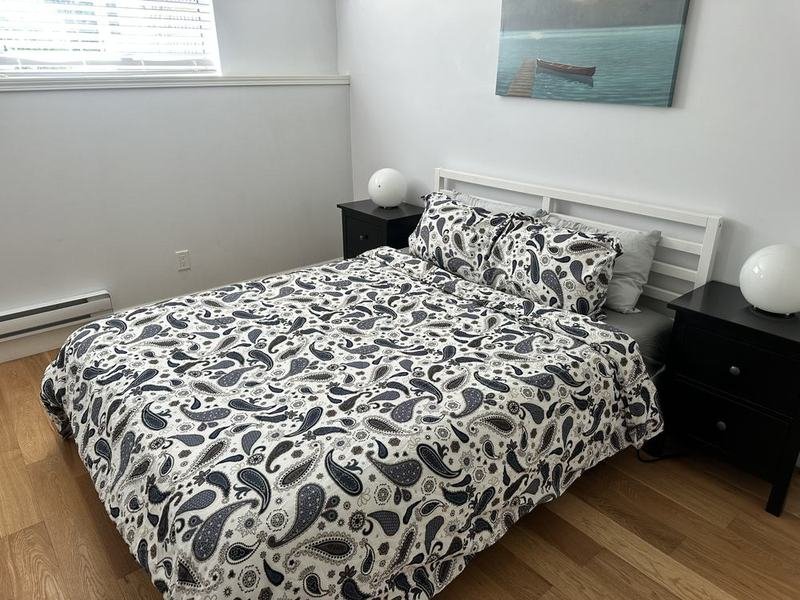 Guest bedroom, fresh linens