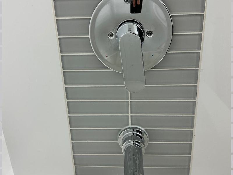 Shower fixtures, polished
